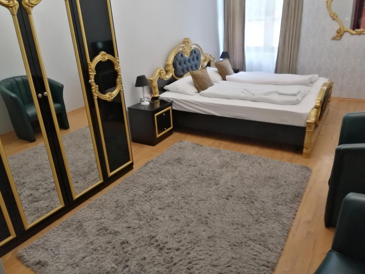 Korona Szallo Sárvár Exterior foto